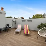 Tranquil 4Br3Ba Harborside Retreat By Palm&Vine