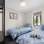 Tranquil 4Br3Ba Harborside Retreat By Palm&Vine